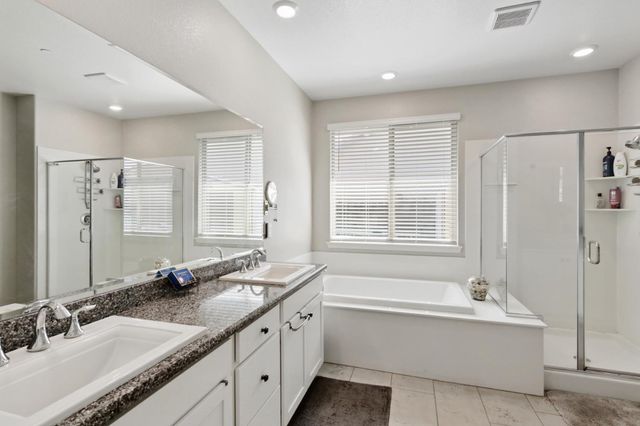 3652 Edington Dr, Rancho Cordova, CA 95742