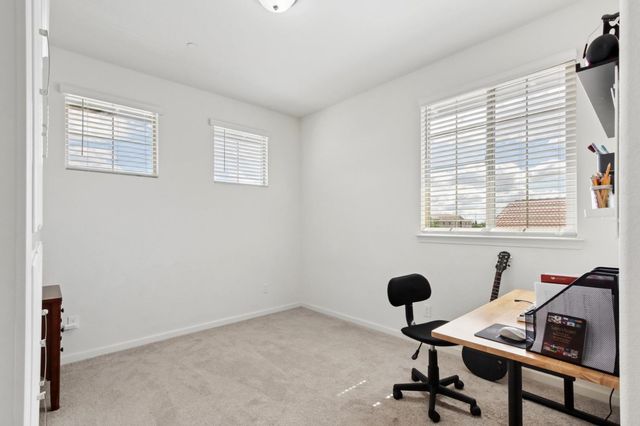 3652 Edington Dr, Rancho Cordova, CA 95742
