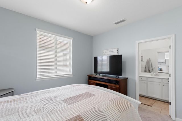 3652 Edington Dr, Rancho Cordova, CA 95742