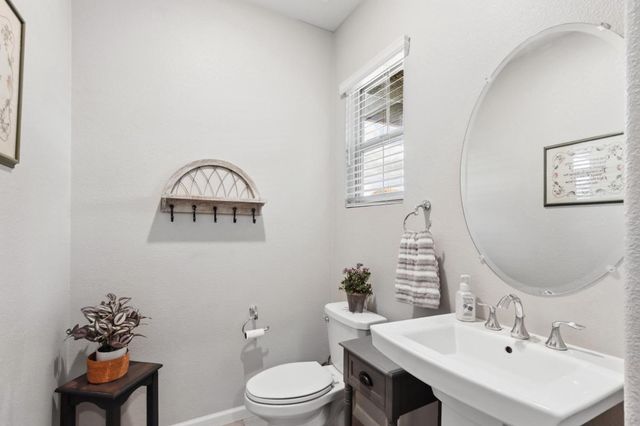 3652 Edington Dr, Rancho Cordova, CA 95742