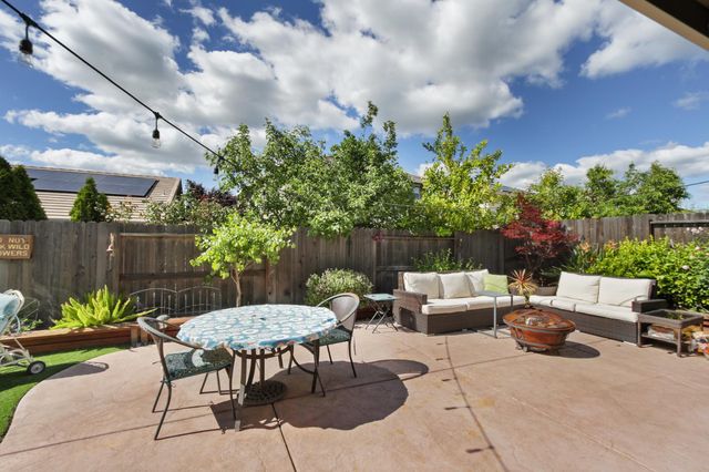 3652 Edington Dr, Rancho Cordova, CA 95742