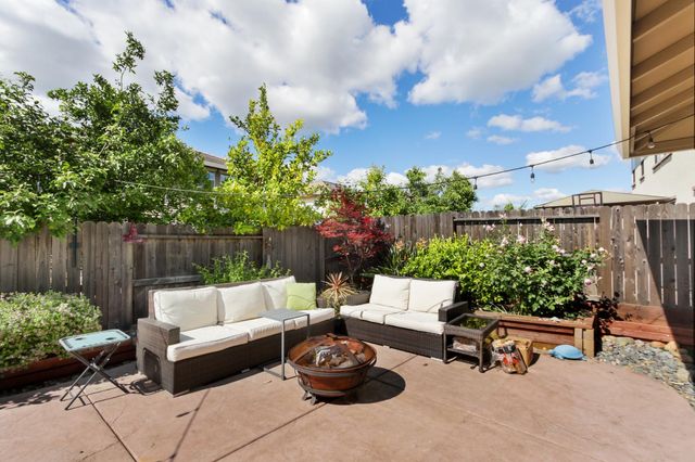 3652 Edington Dr, Rancho Cordova, CA 95742