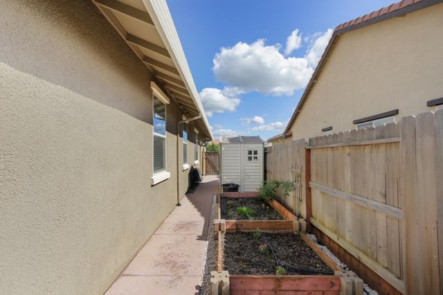 3652 Edington Dr, Rancho Cordova, CA 95742