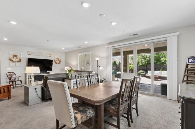 3652 Edington Dr, Rancho Cordova, CA 95742