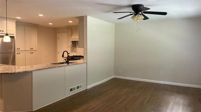 1744 Oak Ridge Way, Lawrenceville, GA 30044
