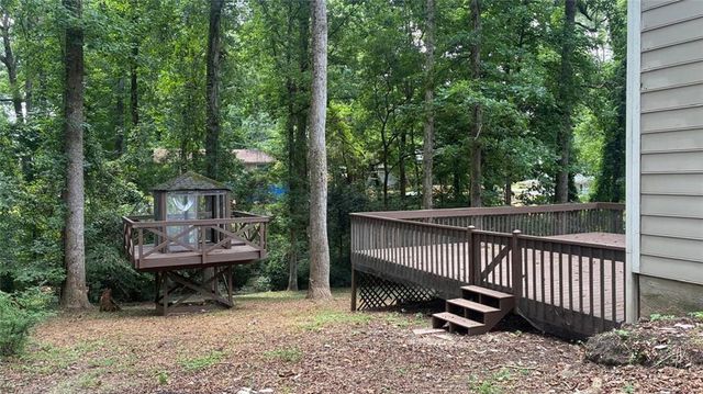 1744 Oak Ridge Way, Lawrenceville, GA 30044