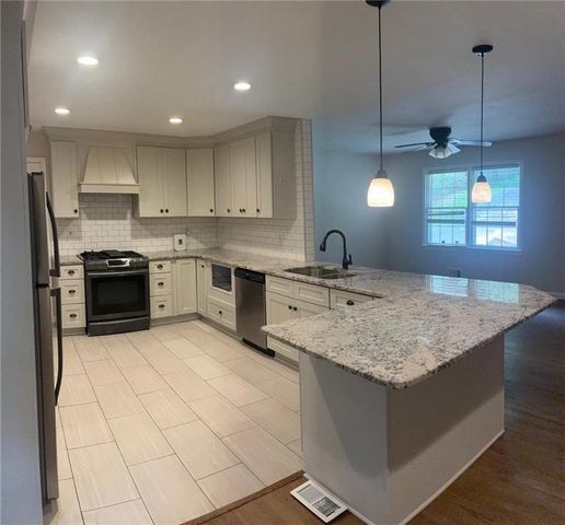 1744 Oak Ridge Way, Lawrenceville, GA 30044