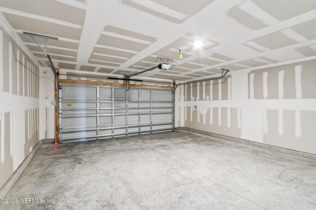 117 CHIPCO Court, Jacksonville, FL 32218