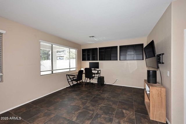 1821 W KURALT Drive, Anthem, AZ 85086