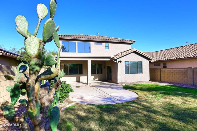 1821 W KURALT Drive, Anthem, AZ 85086