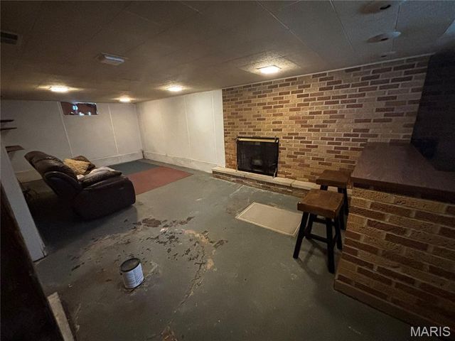 3407 Leo Street, Alton, IL 62002