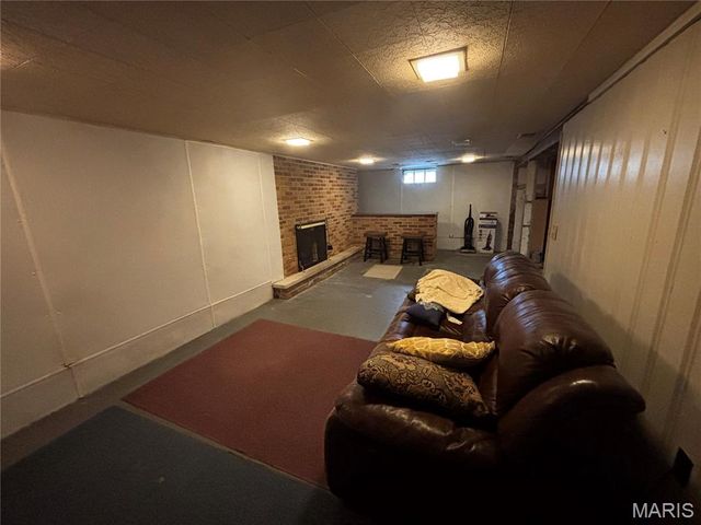 3407 Leo Street, Alton, IL 62002