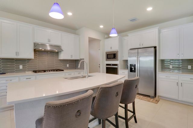 4795 Chantilly Road, Wellington, FL 33467