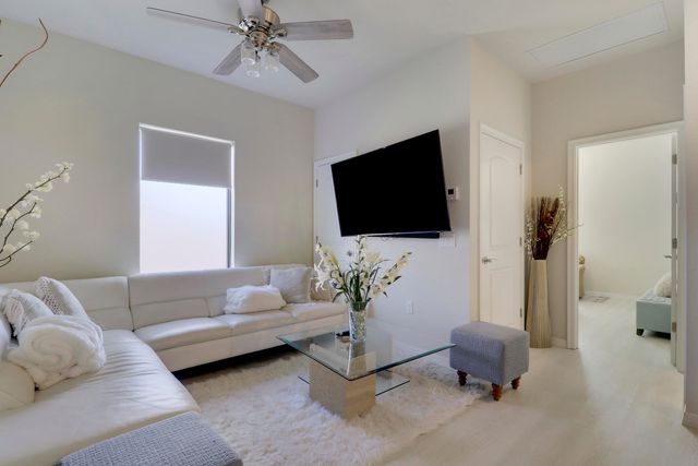 4795 Chantilly Road, Wellington, FL 33467