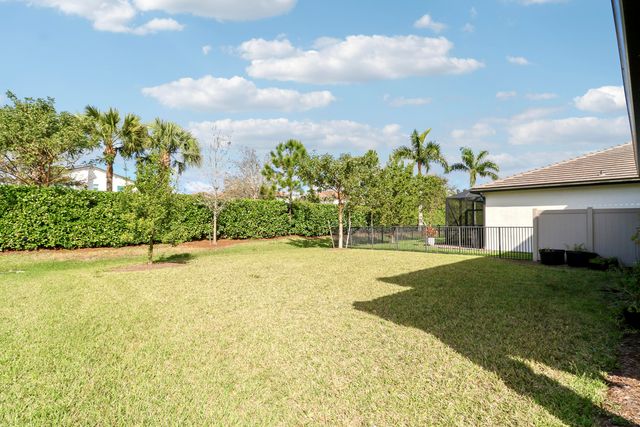4795 Chantilly Road, Wellington, FL 33467