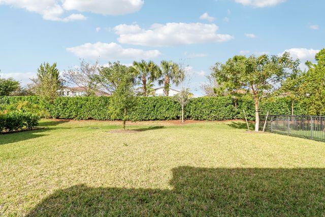4795 Chantilly Road, Wellington, FL 33467
