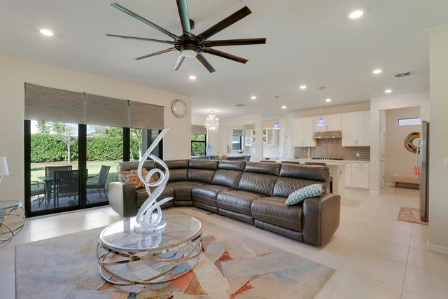 4795 Chantilly Road, Wellington, FL 33467