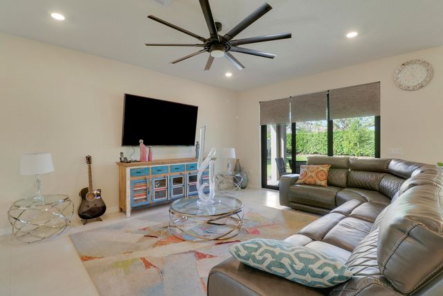 4795 Chantilly Road, Wellington, FL 33467