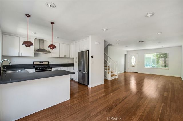 2407 Richmond, Costa Mesa, CA 92626
