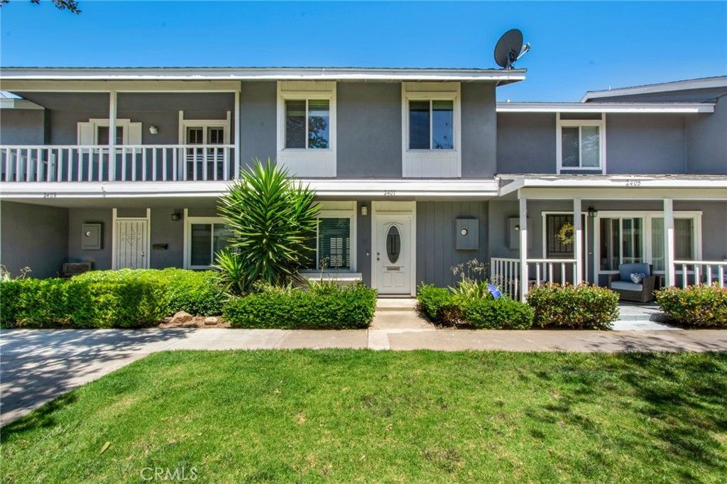 2407 Richmond, Costa Mesa, CA 92626
