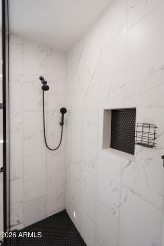 930 E Whitton Avenue, Phoenix, AZ 85014