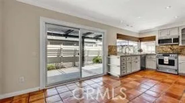 17452 Mayor, Huntington Beach, CA 92647