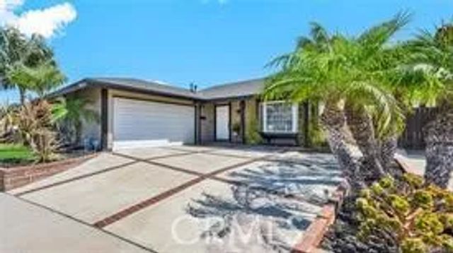 17452 Mayor, Huntington Beach, CA 92647