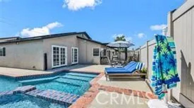 17452 Mayor, Huntington Beach, CA 92647