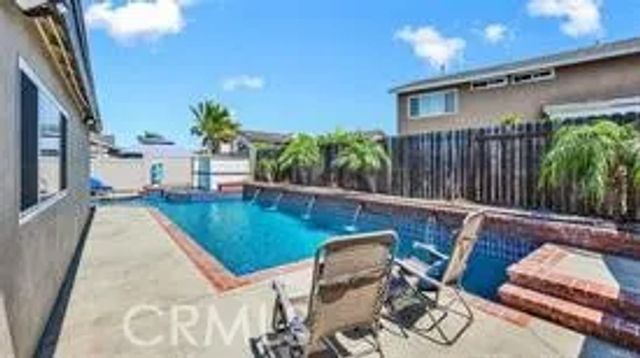 17452 Mayor, Huntington Beach, CA 92647
