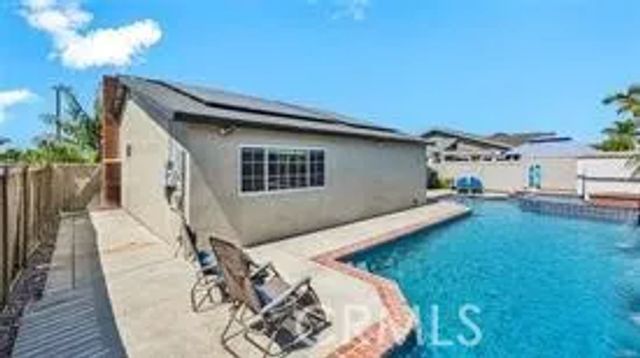 17452 Mayor, Huntington Beach, CA 92647