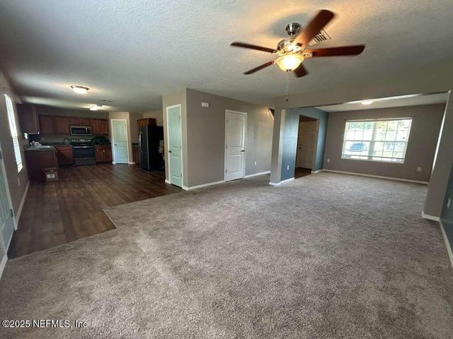 10 PICKCANE Lane, Palm Coast, FL 32164