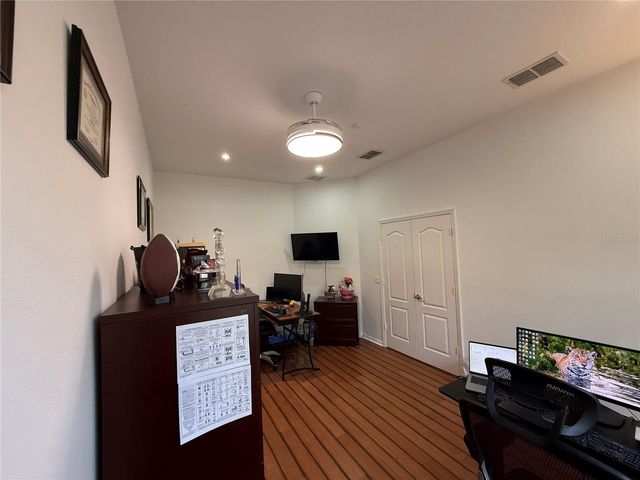 19949 TAMIAMI AVENUE, Tampa, FL 33647