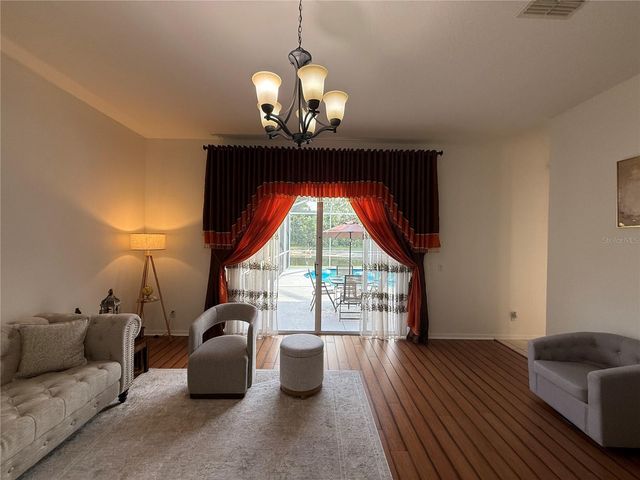 19949 TAMIAMI AVENUE, Tampa, FL 33647