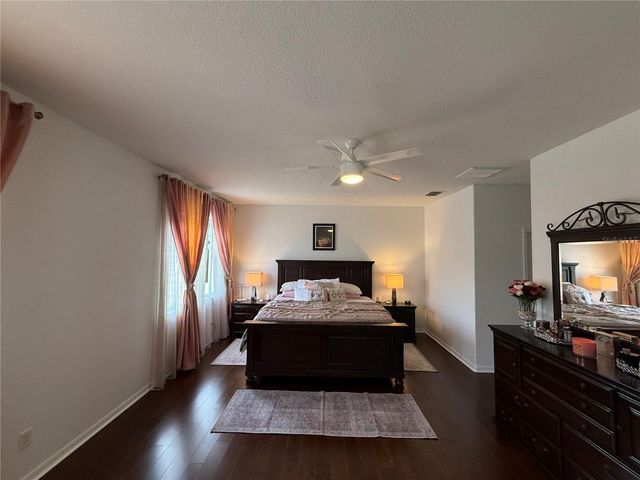 19949 TAMIAMI AVENUE, Tampa, FL 33647