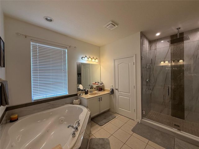 19949 TAMIAMI AVENUE, Tampa, FL 33647