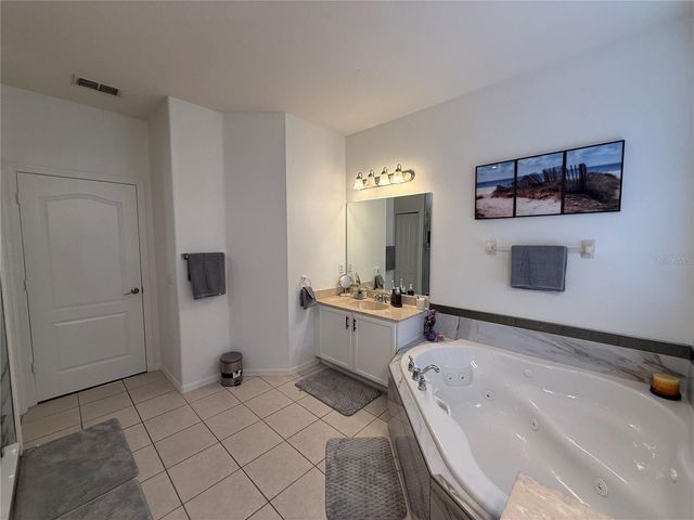 19949 TAMIAMI AVENUE, Tampa, FL 33647
