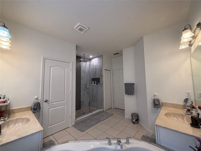 19949 TAMIAMI AVENUE, Tampa, FL 33647