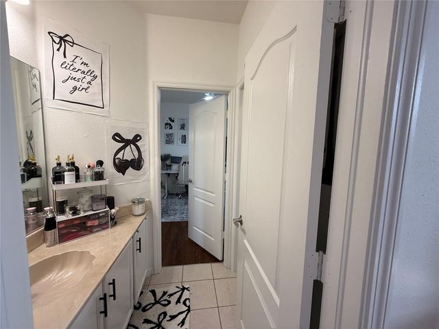 19949 TAMIAMI AVENUE, Tampa, FL 33647