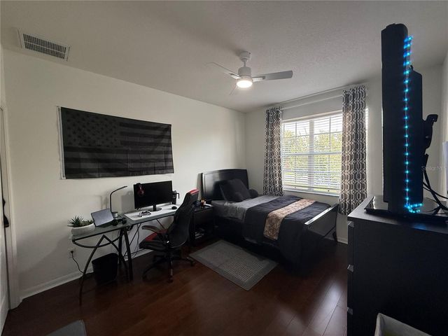 19949 TAMIAMI AVENUE, Tampa, FL 33647