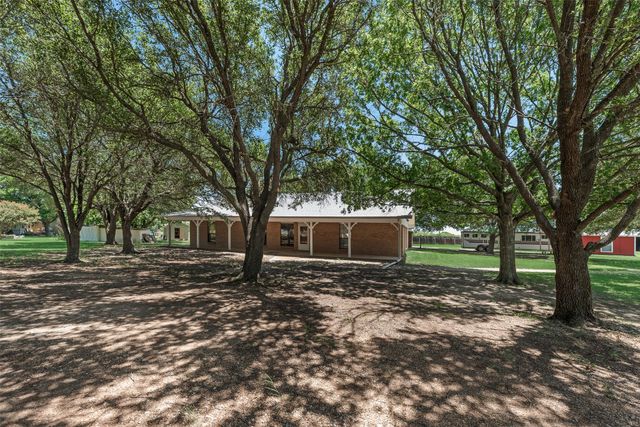 8991 County Road 156, Kaufman, TX 75142