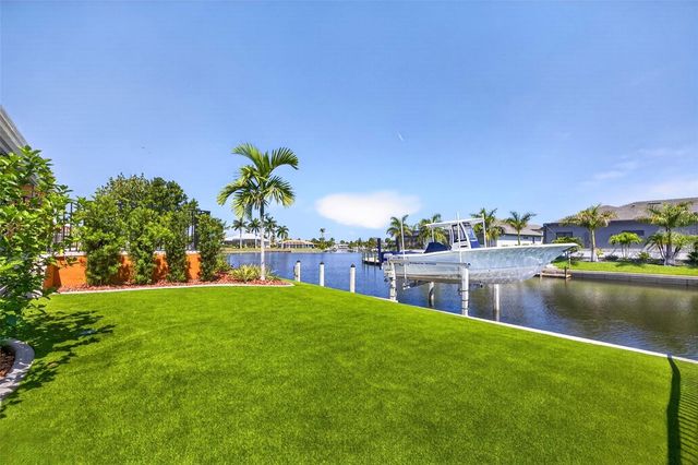 470 SORRENTO COURT, Punta Gorda, FL 33950