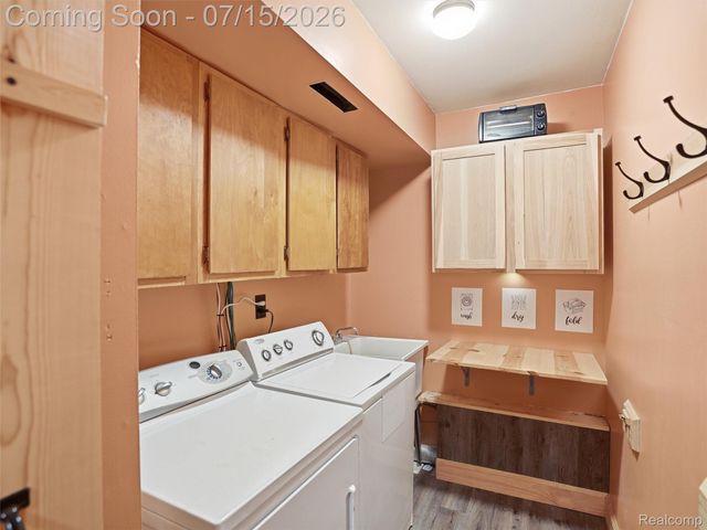 45414 Brunswick Drive, Canton Charter Township, MI 48187