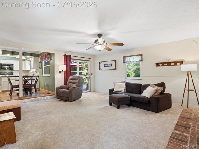 45414 Brunswick Drive, Canton Charter Township, MI 48187