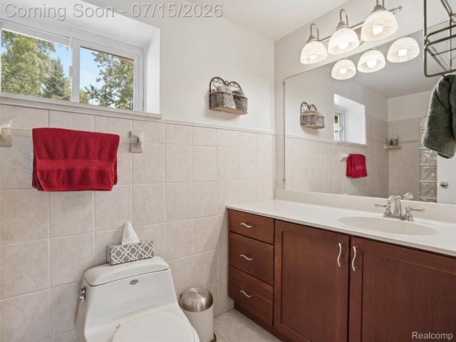 45414 Brunswick Drive, Canton Charter Township, MI 48187