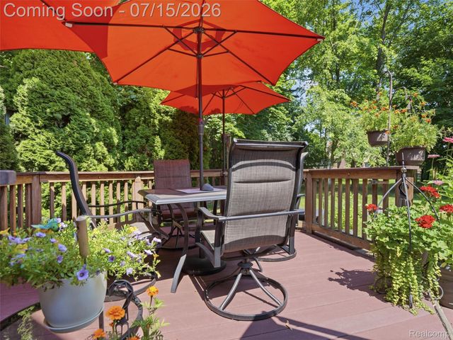 45414 Brunswick Drive, Canton Charter Township, MI 48187