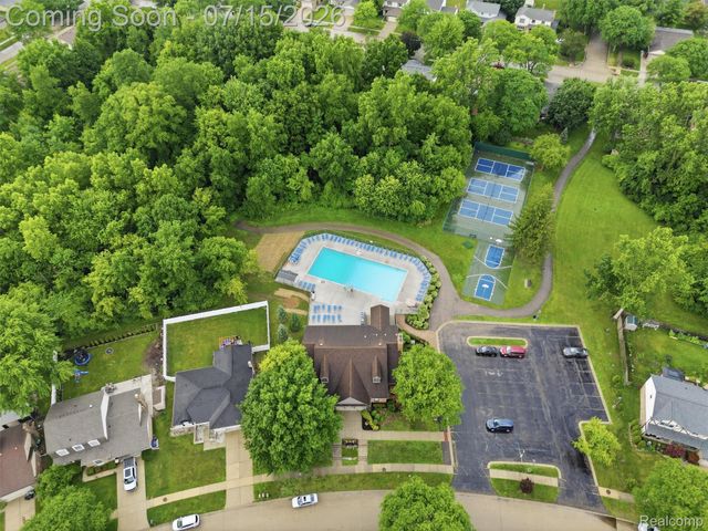 45414 Brunswick Drive, Canton Charter Township, MI 48187