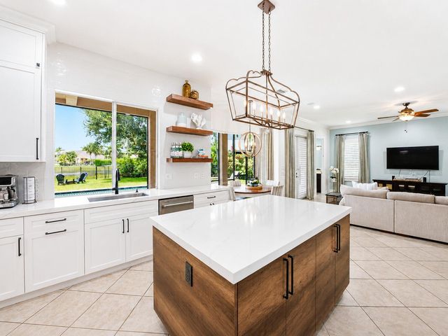 11113 Brandywine Lake Way, Boynton Beach, FL 33473