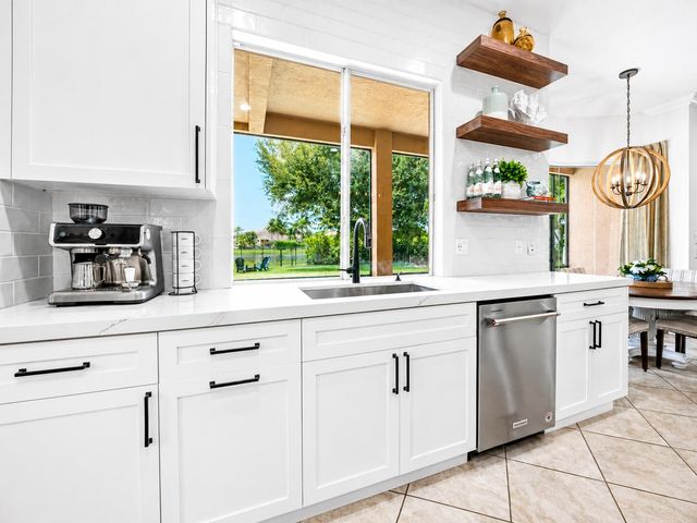 11113 Brandywine Lake Way, Boynton Beach, FL 33473