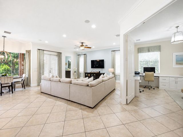11113 Brandywine Lake Way, Boynton Beach, FL 33473