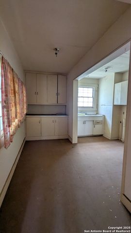 4918 ALMA, San Antonio, TX 78222